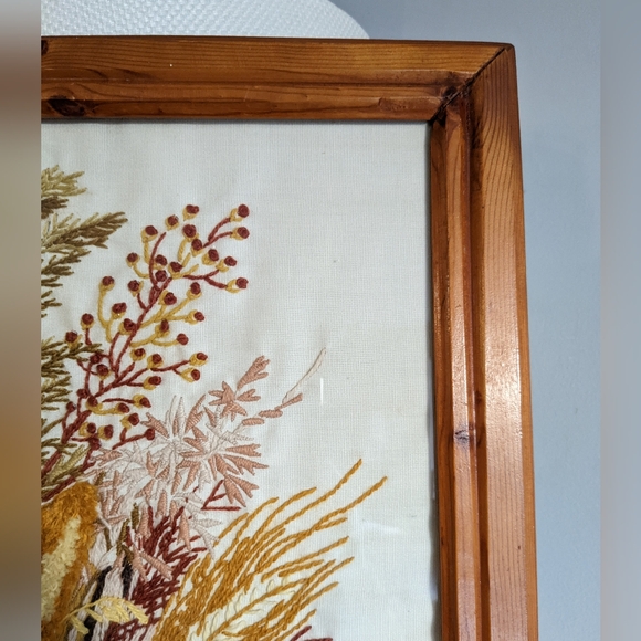 Vtg MCM Crewel‎ Needle Point Floral Bouquet Picture Large Wall Art 18" x 22" - Picture 6 of 14